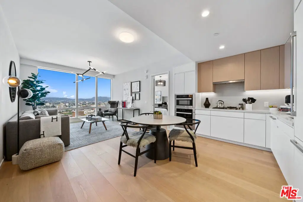 877 Francisco Street #2212, Los Angeles, CA 90017 - #1