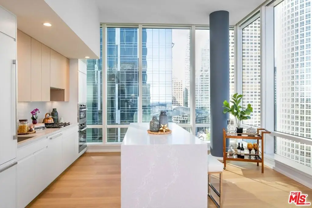 877 Francisco Street #1806, Los Angeles, CA 90017 - #1