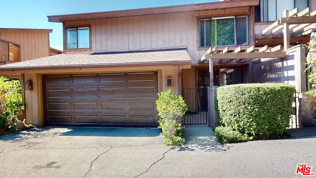 21 Northwoods Lane, La Crescenta, CA 91214 - #1