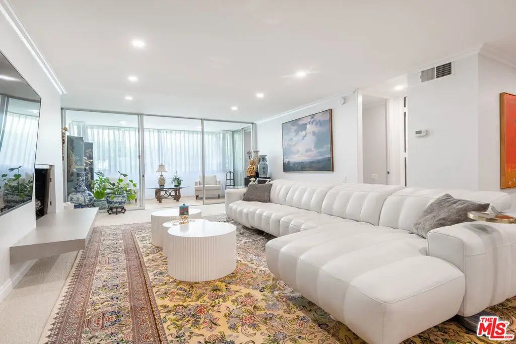 10633 Kinnard Avenue #14, Los Angeles, CA 90024 - #1