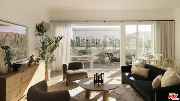 857 Hyperion Avenue, Los Angeles, CA 90029