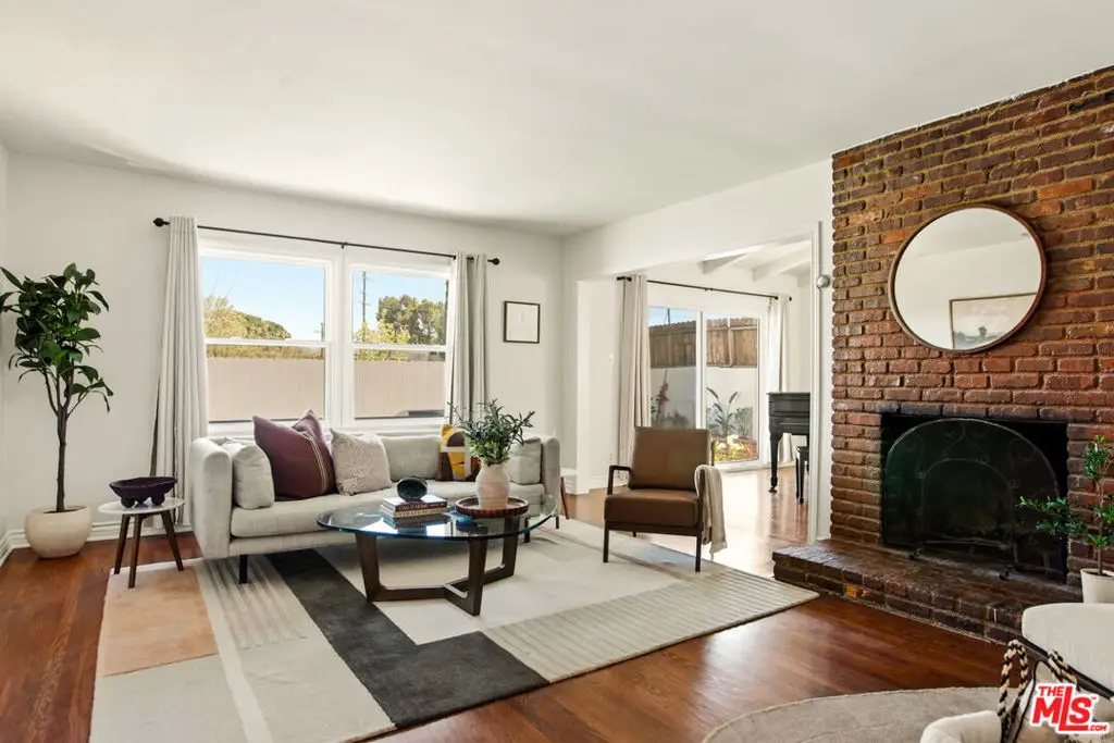 6818 Varna Avenue, Van Nuys, CA 91405 - #1