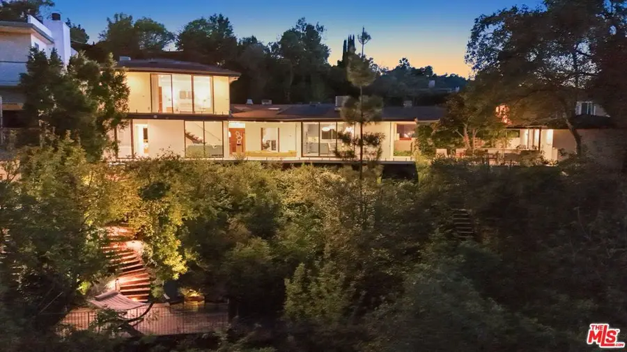 11541 Dona Teresa Drive, Studio City, CA 91604 - #2