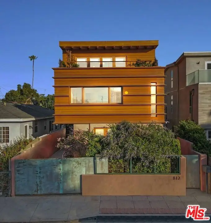 812 Brooks Avenue, Venice, CA 90291 - #1