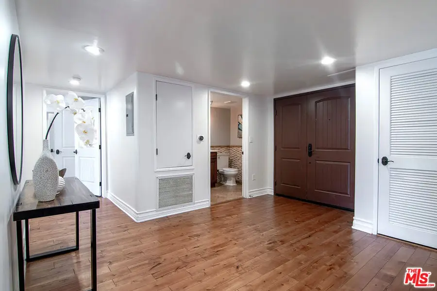 10390 La Grange Avenue #X02, Los Angeles, CA 90025 - #3