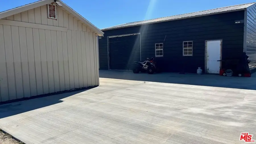 200 Avenue Y 8, Llano, CA 93544 - #3