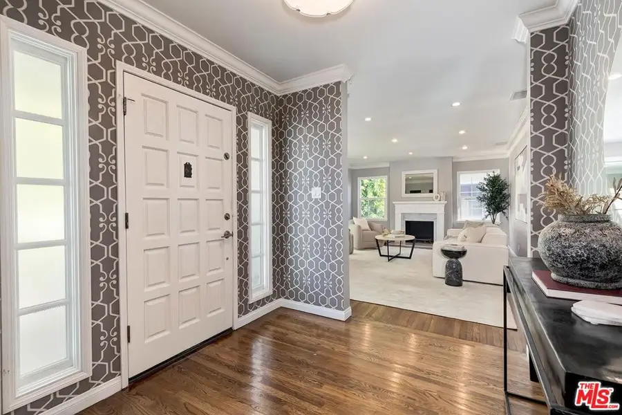 2037 Hillsboro Avenue, Los Angeles, CA 90034 - #3