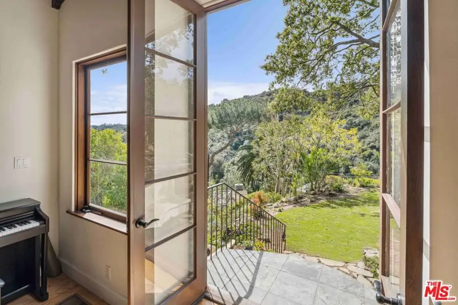 10037 Reevesbury Drive, Beverly Hills, CA 90210 - #3