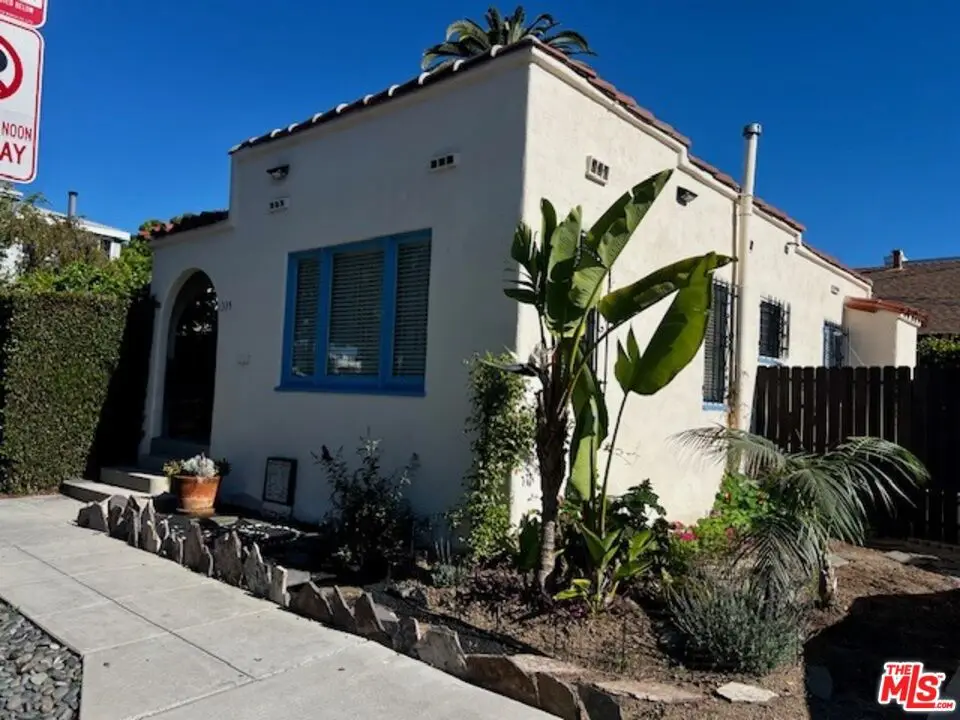 1335 Chelsea Avenue, Santa Monica, CA 90404 - #1