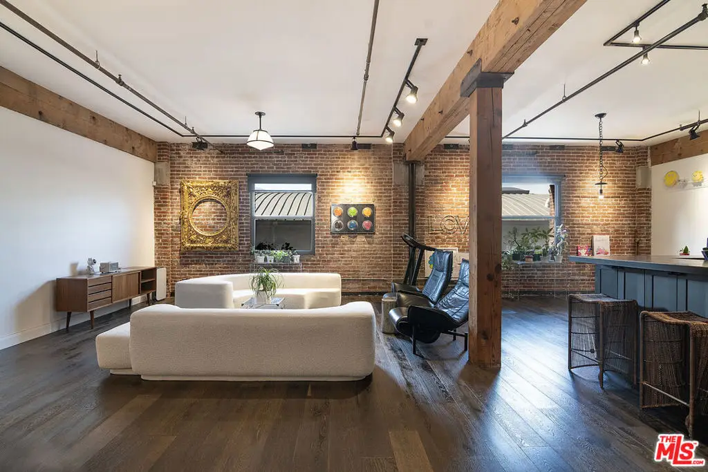 215 S Santa Fe Avenue #6, Los Angeles, CA 90012 - #1