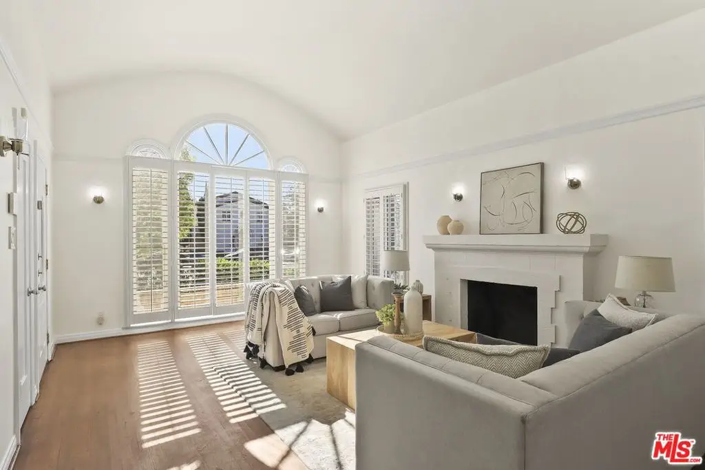 5761 W Olympic Boulevard, Los Angeles, CA 90036 - #1