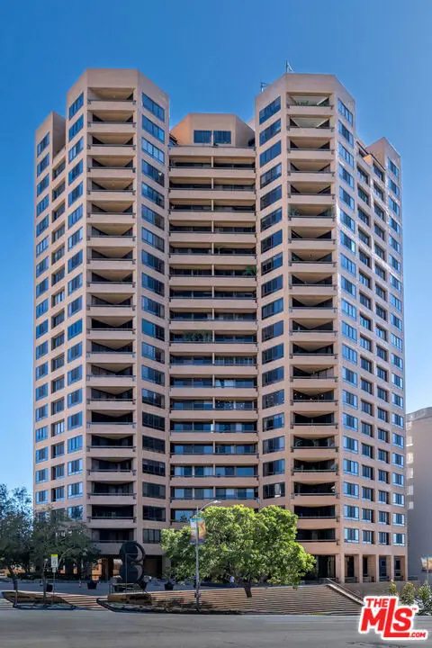 10430 Wilshire Boulevard #704, Los Angeles, CA 90024