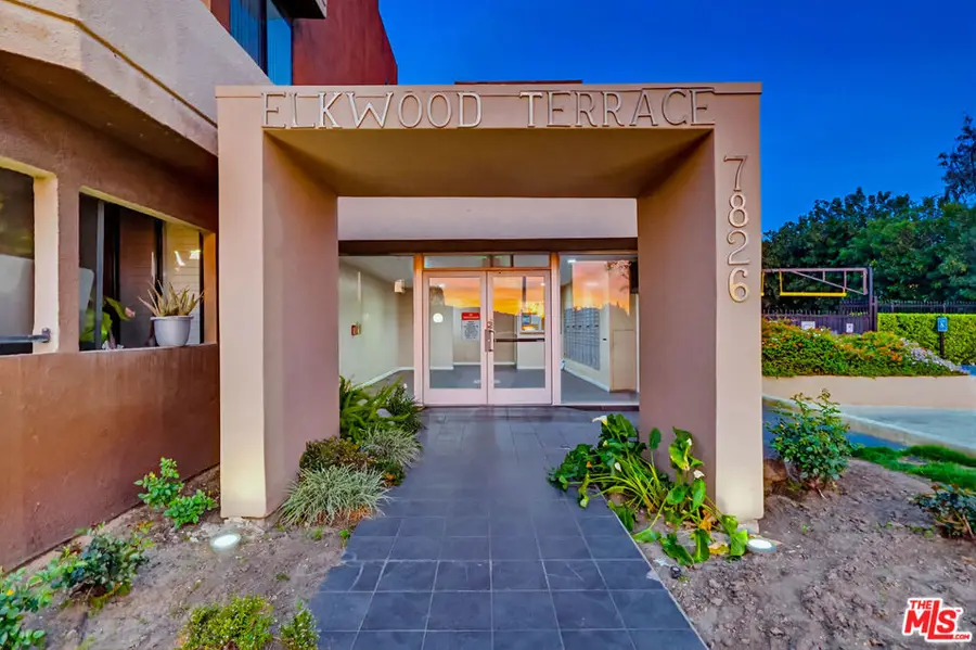 7826 Topanga Canyon Boulevard #201, Canoga Park, CA 91304 - #3