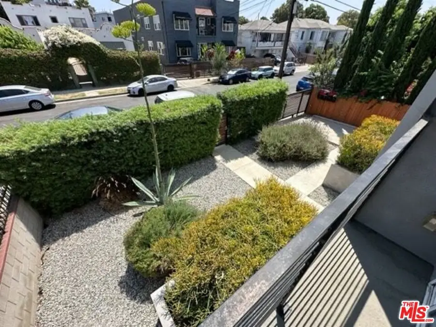 1223 N Kenmore Avenue, Los Angeles, CA 90029 - #2