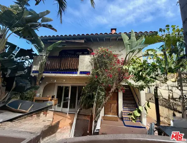 2344 Ocean Avenue, Venice, CA 90291