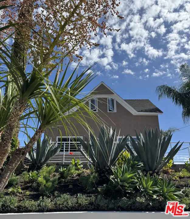 318 Parkman Avenue, Los Angeles, CA 90026 - #3