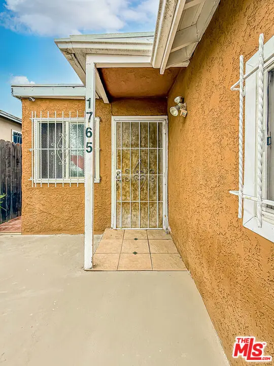 1765 E 113th Street, Los Angeles, CA 90059 - #2
