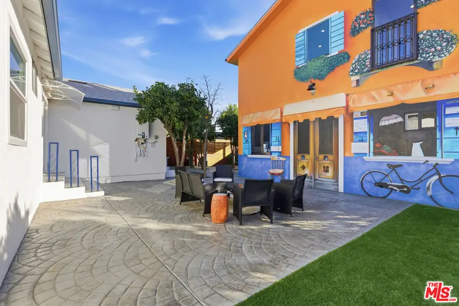 17660 Martha Street, Encino, CA 91316 - #3