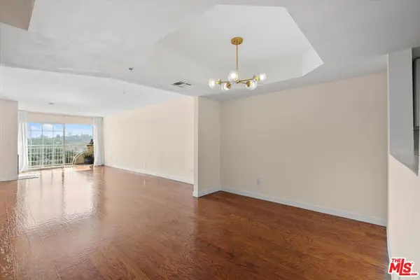 4755 Templeton Street #2113, Los Angeles, CA 90032