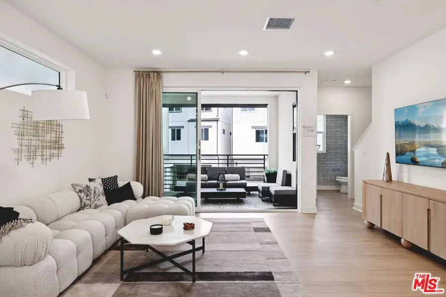 1692 Constellation Drive, San Pedro, CA 90732 - #3