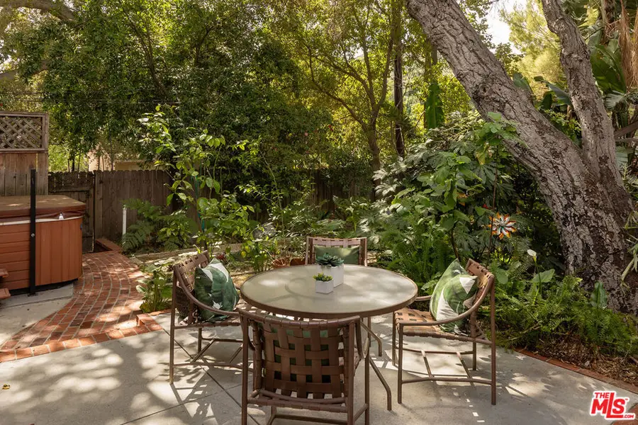 3661 Malafia Drive, Glendale, CA 91208 - #3