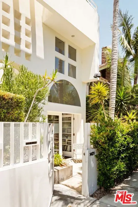 1421 Cabrillo Avenue #4, Venice, CA 90291 - #3
