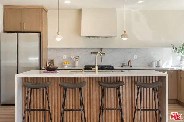 17643 Haynes Street, Van Nuys, CA 91406