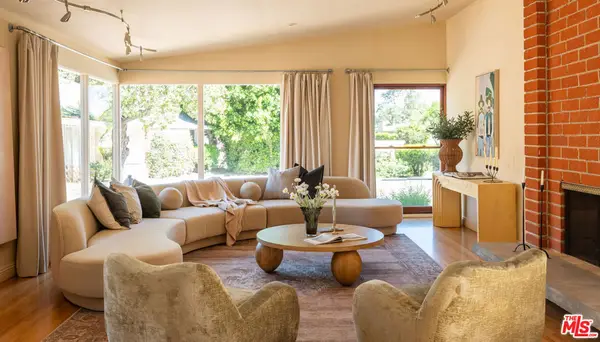 16141 Bayberry Place, Sherman Oaks, CA 91403