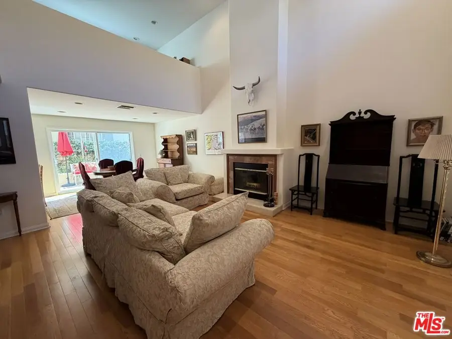 1043 11th Street #3, Santa Monica, CA 90403 - #3