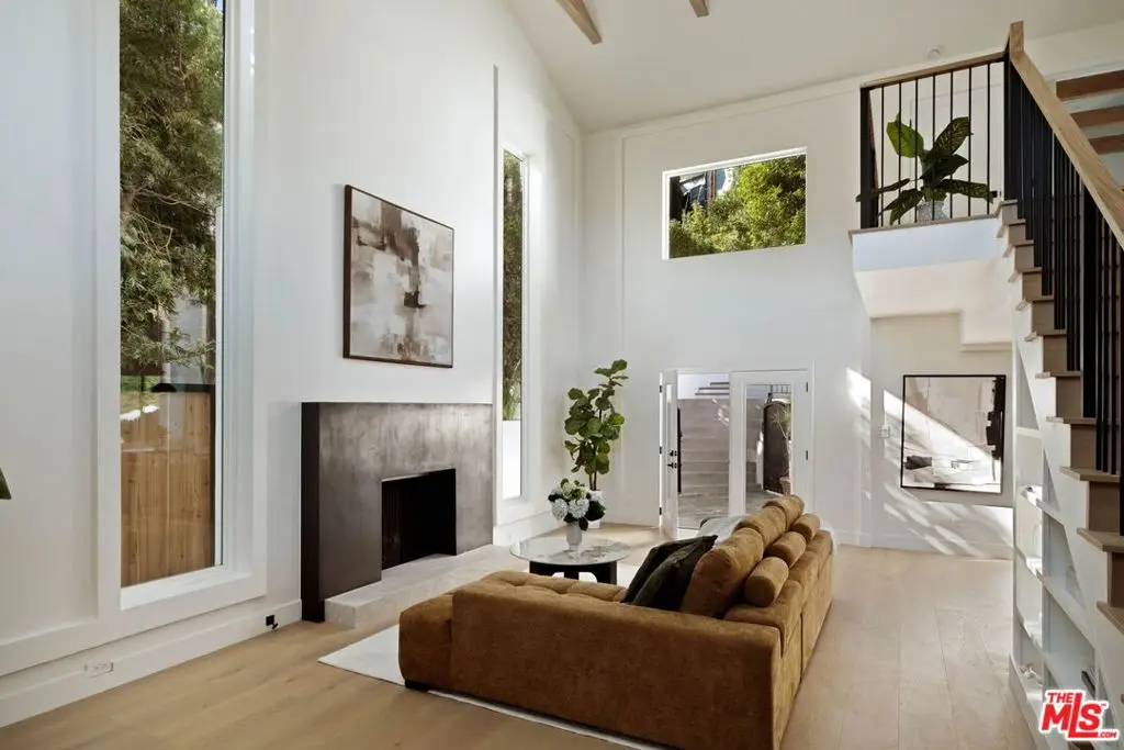 4041 Davana Road, Sherman Oaks, CA 91423 - #1