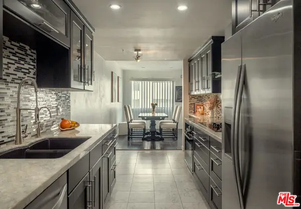 7259 Hillside Avenue #202, Los Angeles, CA 90046