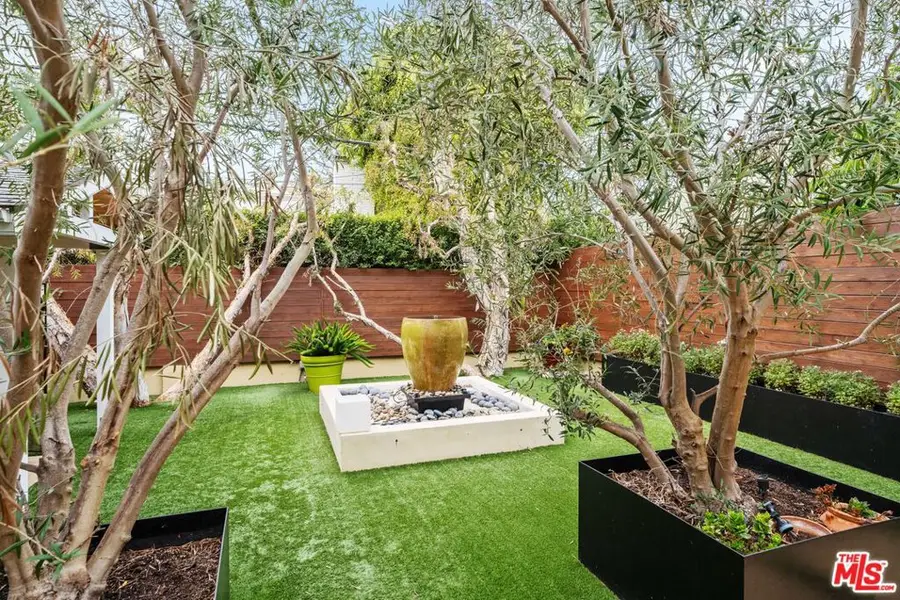 15901 Junaluska Way, Pacific Palisades, CA 90272 - #3