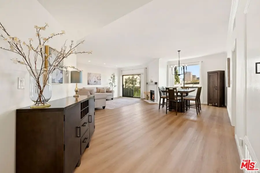 828 S Bedford Street #202, Los Angeles, CA 90035 - #3