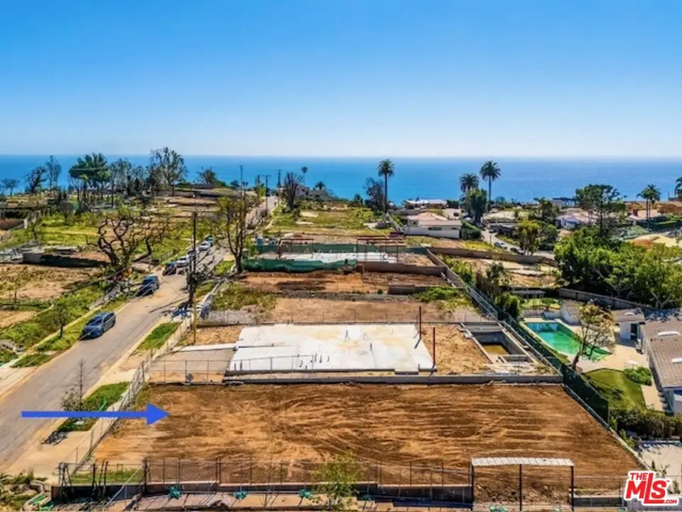 381 N Las Casas Avenue, Pacific Palisades, CA 90272 - #1