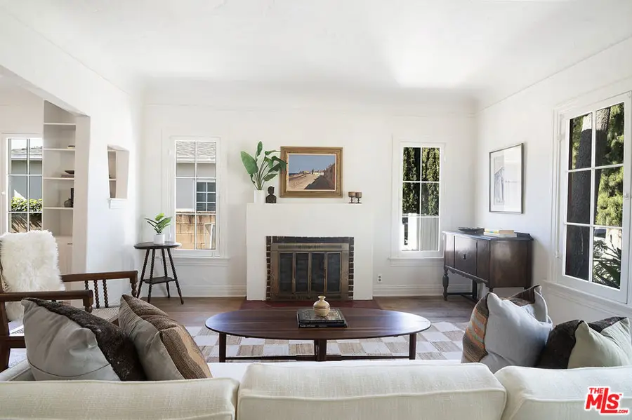 1034 Pacific Street, Santa Monica, CA 90405 - #3