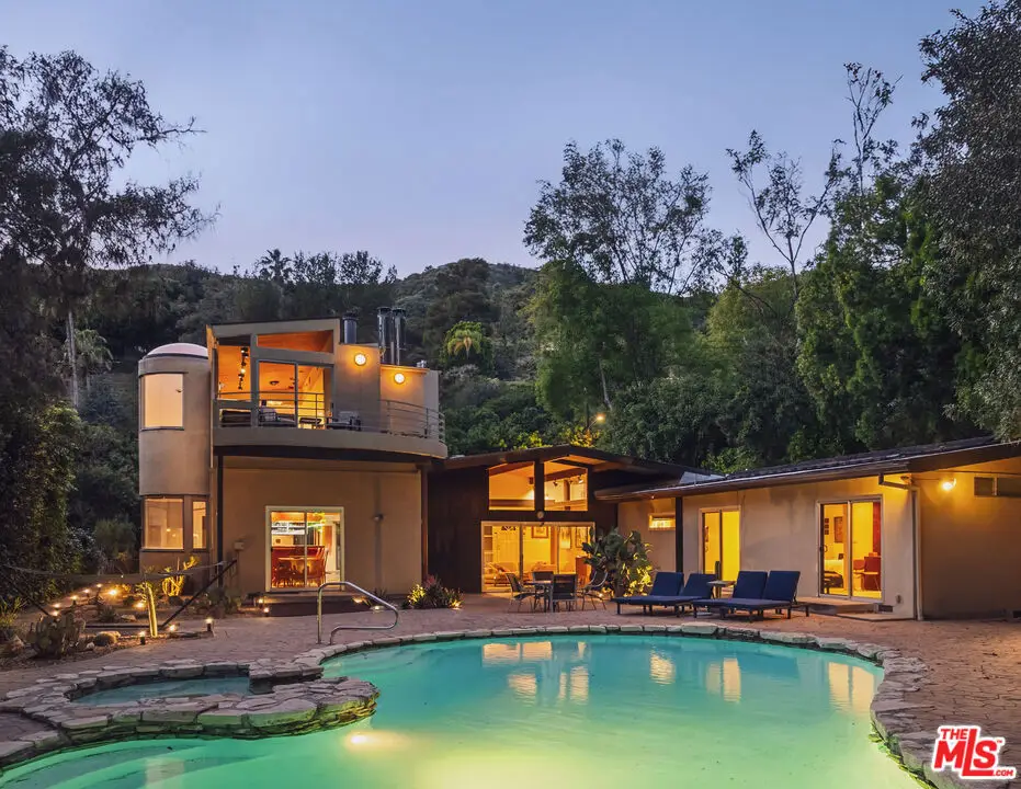 13044 Sky Valley Road, Los Angeles, CA 90049 - #1