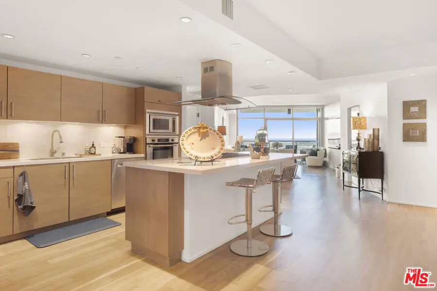 13650 Marina Pointe Drive #1203, Marina Del Rey, CA 90292 - #2