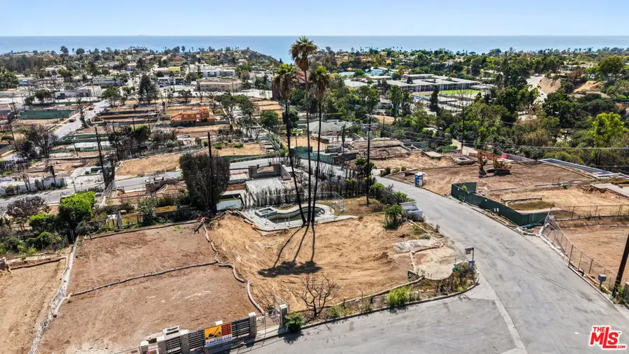 1214 Rimmer Avenue, Pacific Palisades, CA 90272 - #3