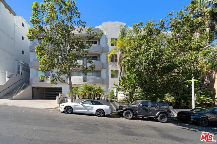 11535 Rochester Avenue #301, Los Angeles, CA 90025 - #3