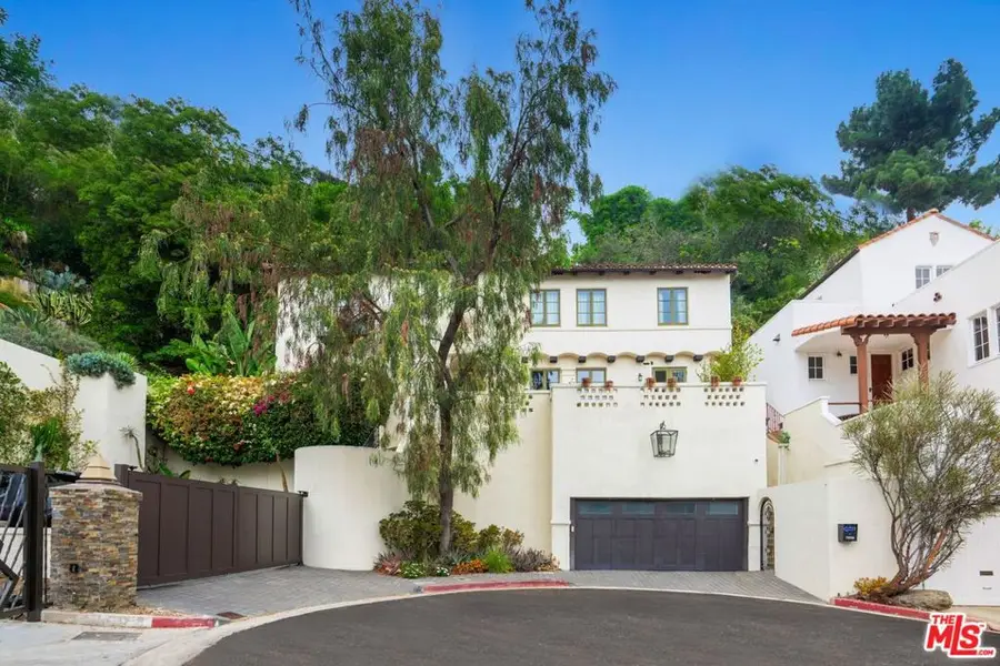 7939 Hillside Avenue, Los Angeles, CA 90046 - #2