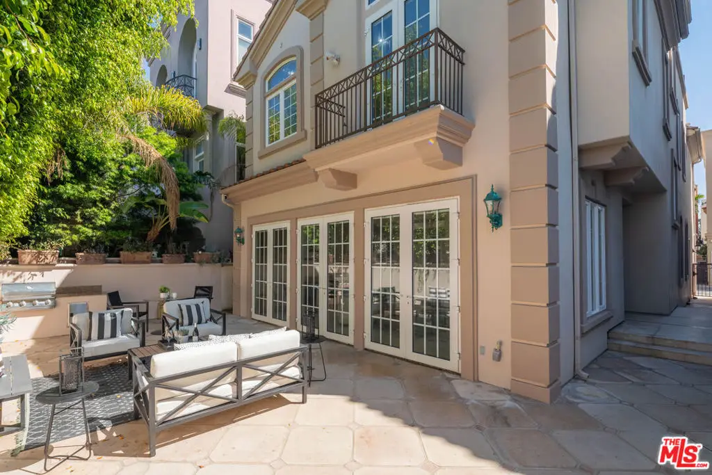 134 Voyage Mall, Marina Del Rey, CA 90292 - #1