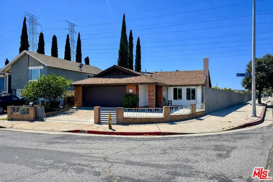 11493 Lev Avenue, San Fernando, CA 91345 - #2