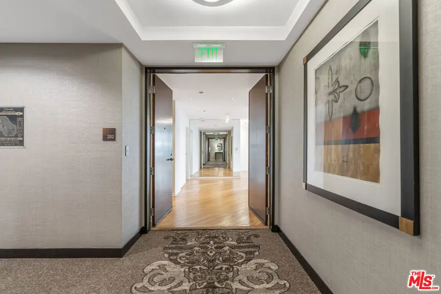 10430 Wilshire Boulevard #202, Los Angeles, CA 90024 - #2