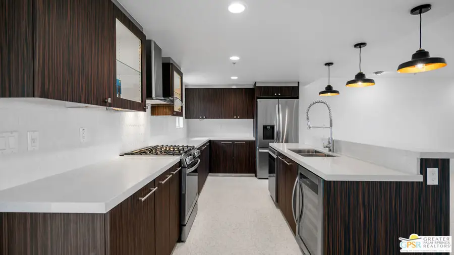 588 E San Lorenzo Road #204, Palm Springs, CA 92264 - #3