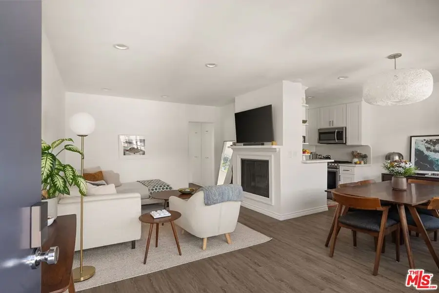 832 Euclid Street #209, Santa Monica, CA 90403 - #2