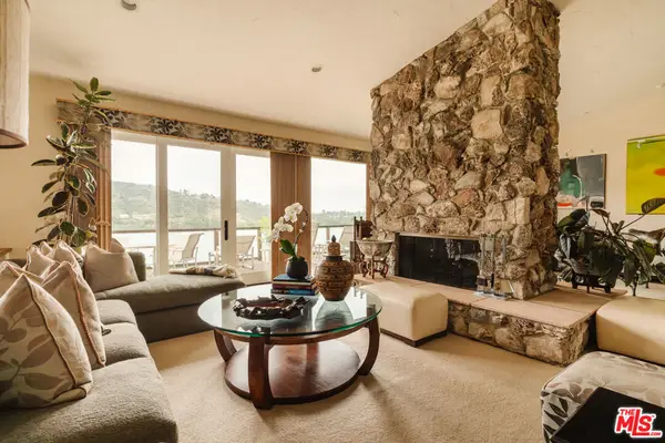 2208 Westridge Road, Los Angeles, CA 90049