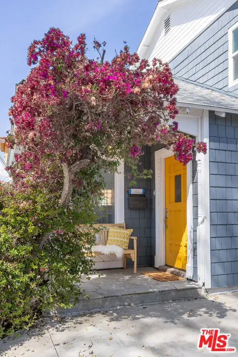 21245 Lopez Street, Woodland Hills, CA 91364 - #3