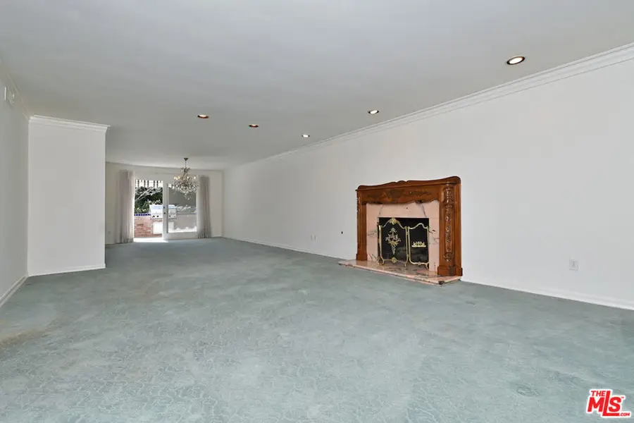 17616 Corinthian Drive, Encino, CA 91316 - #3