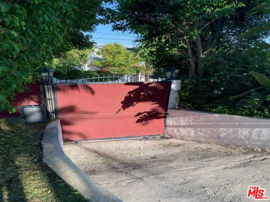 1215 Hilldale, Los Angeles, CA 90069 - #2