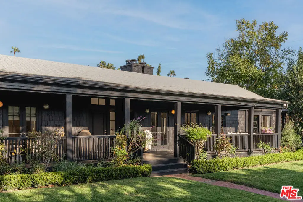 250 S Chadbourne Avenue, Los Angeles, CA 90049 - #1